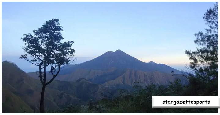 Lokasi Strategis Gunung Sempana di Jalur Pendakian Sembalun